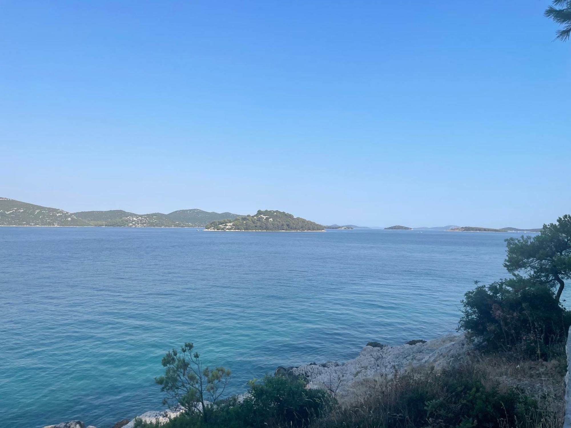 Vila Regina Apartment Rex With Swimming Pool Jezera Εξωτερικό φωτογραφία