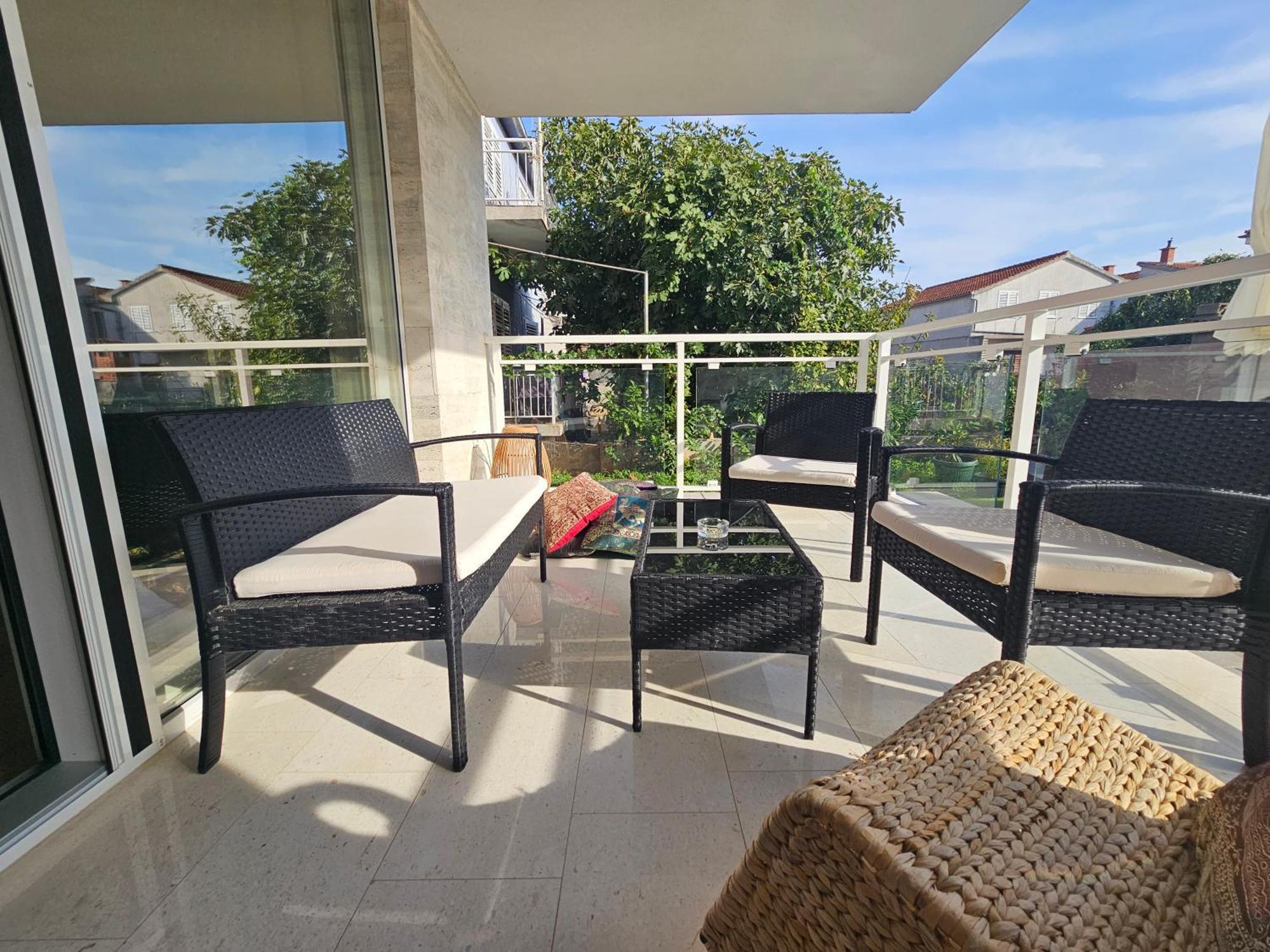 Vila Regina Apartment Rex With Swimming Pool Jezera Εξωτερικό φωτογραφία