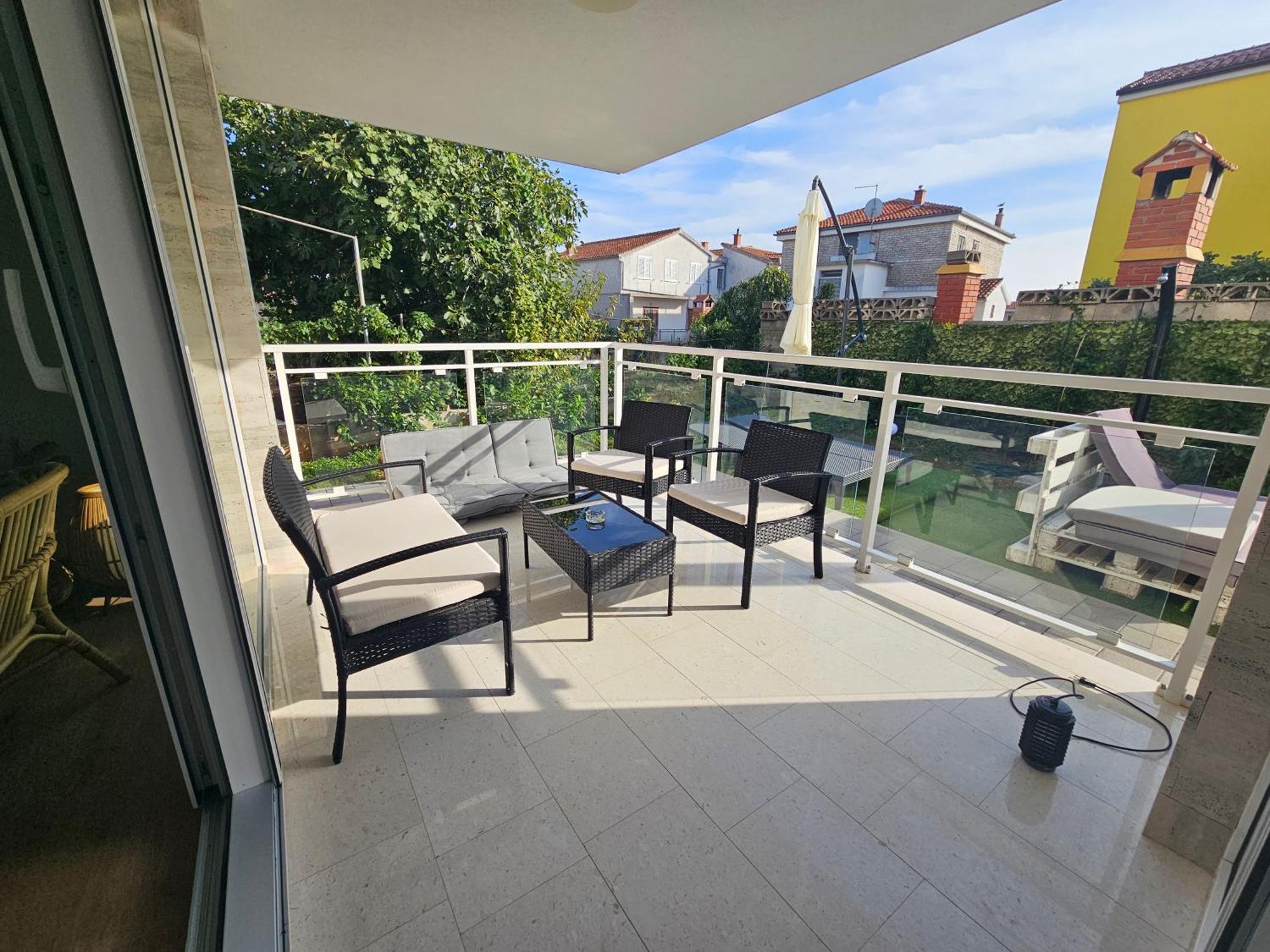 Vila Regina Apartment Rex With Swimming Pool Jezera Εξωτερικό φωτογραφία