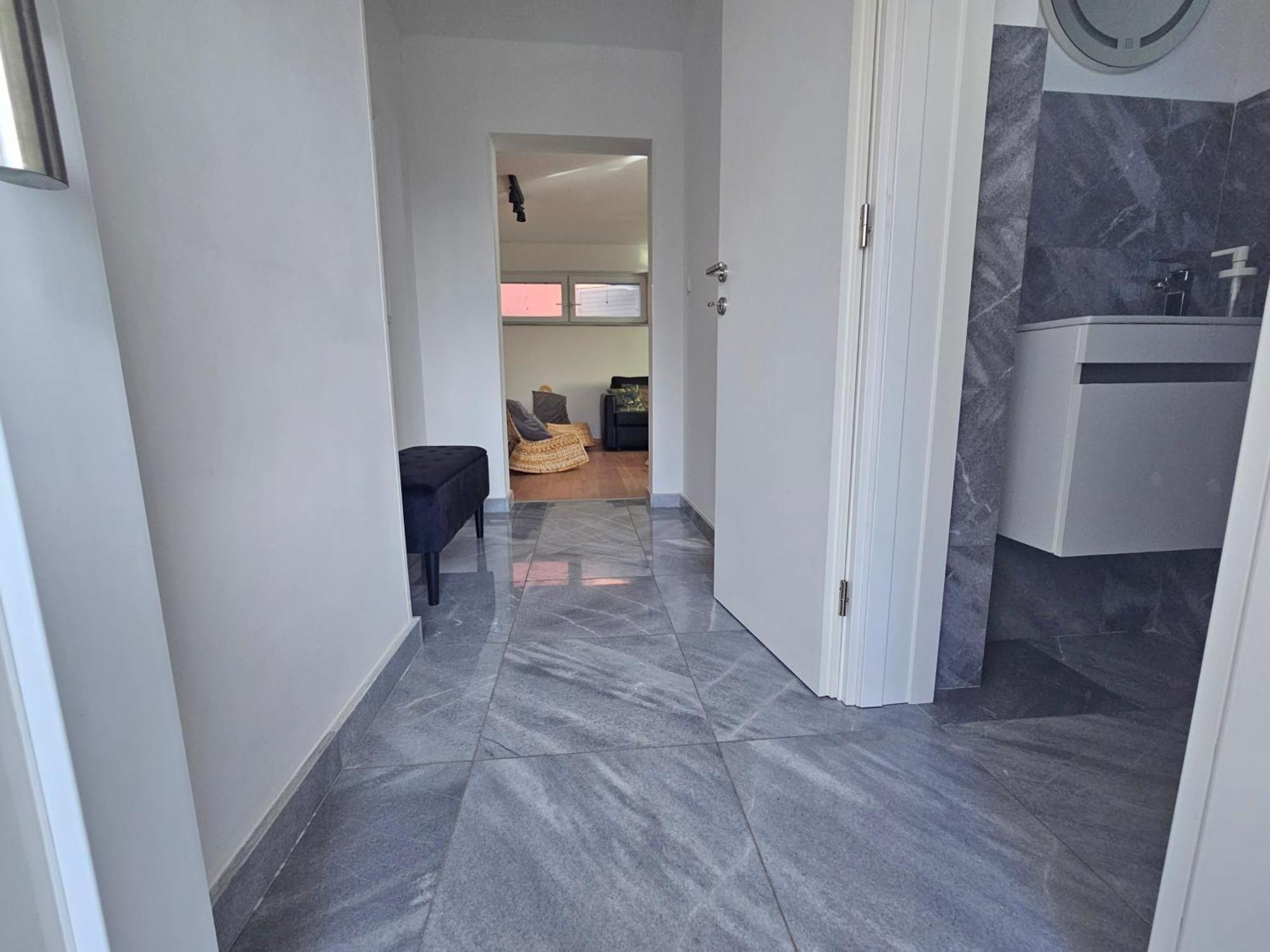 Vila Regina Apartment Rex With Swimming Pool Jezera Εξωτερικό φωτογραφία