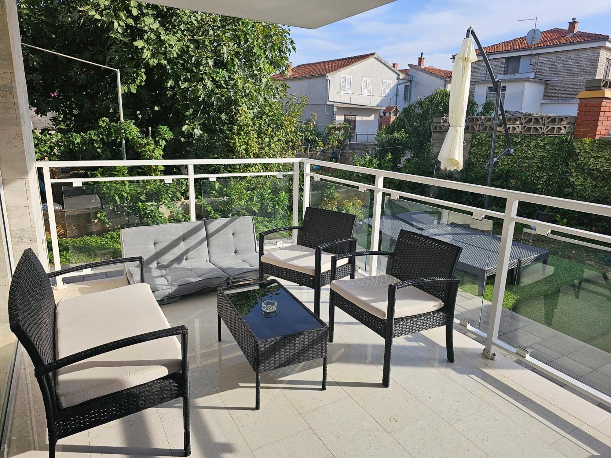 Vila Regina Apartment Rex With Swimming Pool Jezera Εξωτερικό φωτογραφία