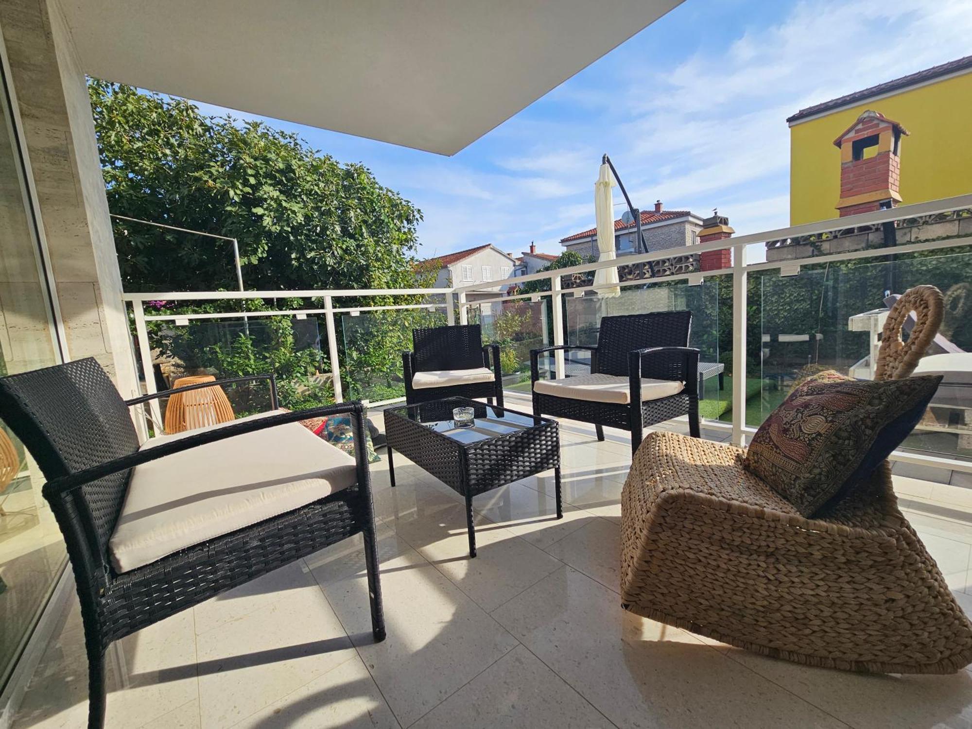 Vila Regina Apartment Rex With Swimming Pool Jezera Εξωτερικό φωτογραφία