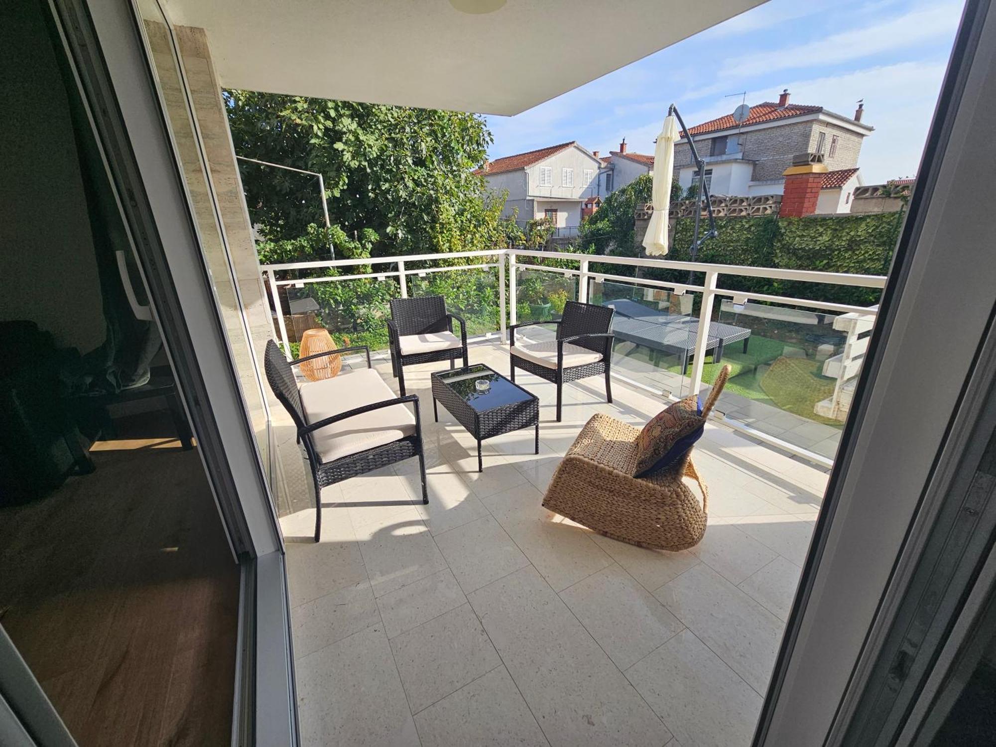 Vila Regina Apartment Rex With Swimming Pool Jezera Εξωτερικό φωτογραφία