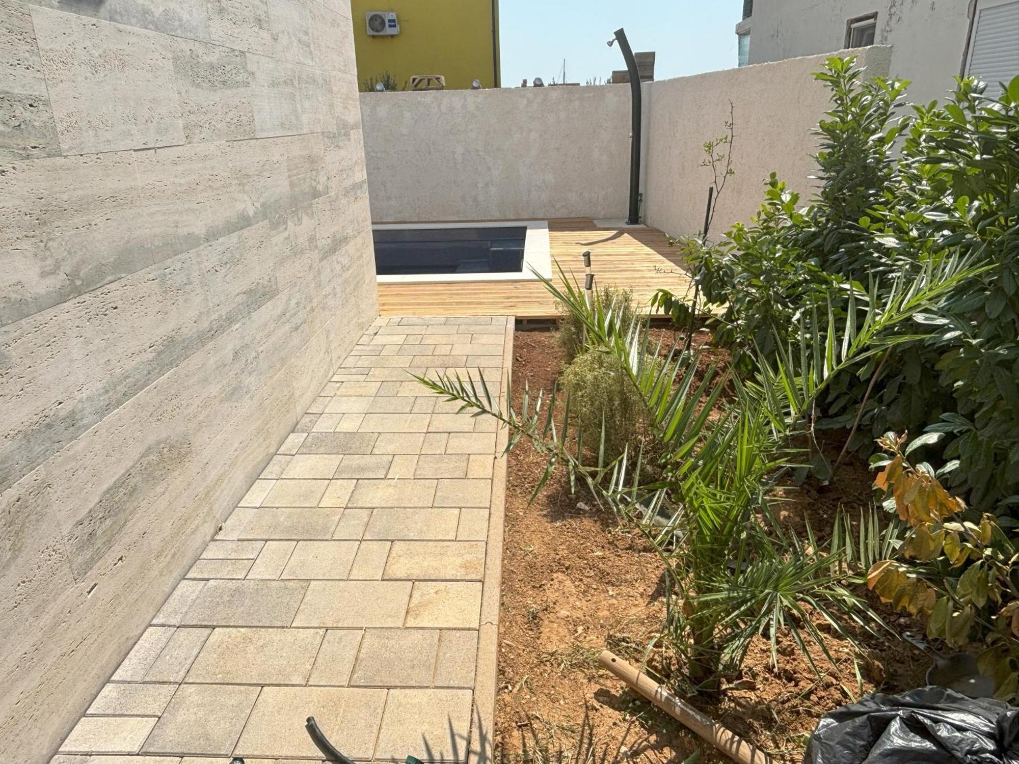 Vila Regina Apartment Rex With Swimming Pool Jezera Εξωτερικό φωτογραφία