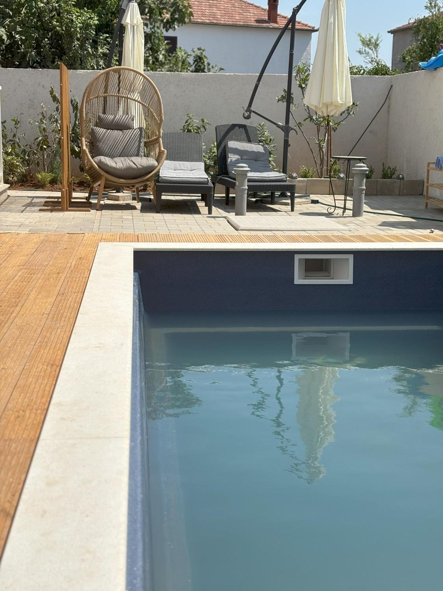 Vila Regina Apartment Rex With Swimming Pool Jezera Εξωτερικό φωτογραφία
