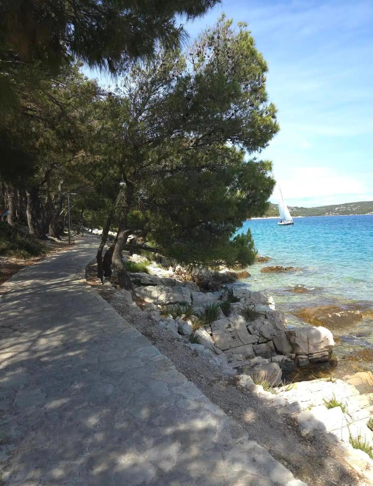Vila Regina Apartment Rex With Swimming Pool Jezera Εξωτερικό φωτογραφία